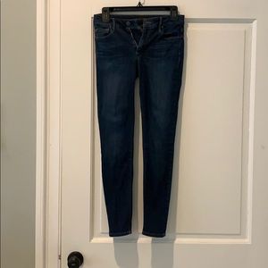 Black Orchid, Jude Crop